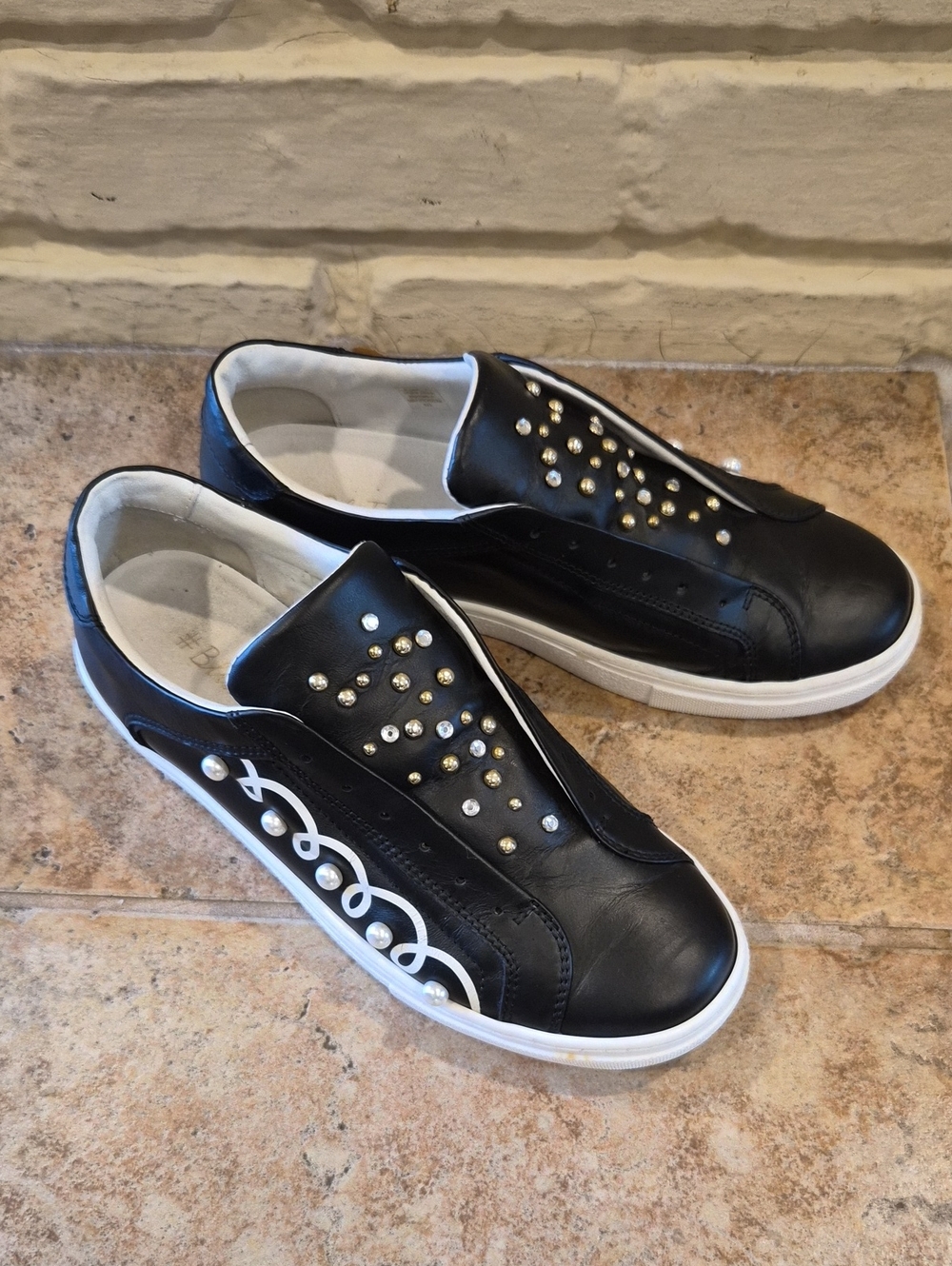 TOSCA BLU Black Slip-On Studded Casual Sneakers with White Trim